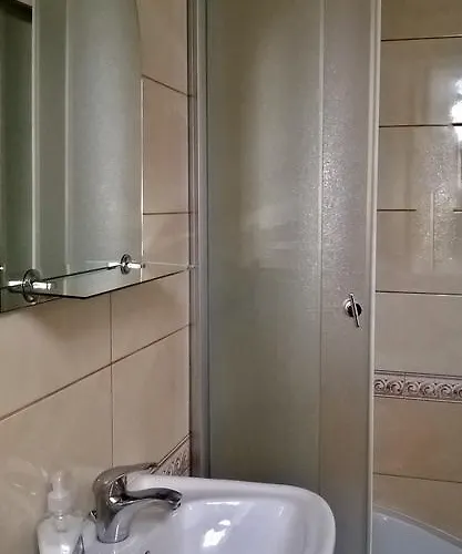 Stary Dwor בית אירוח שצ'בניצה