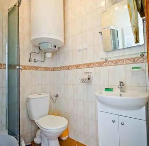 Stary Dwor שצ'בניצה